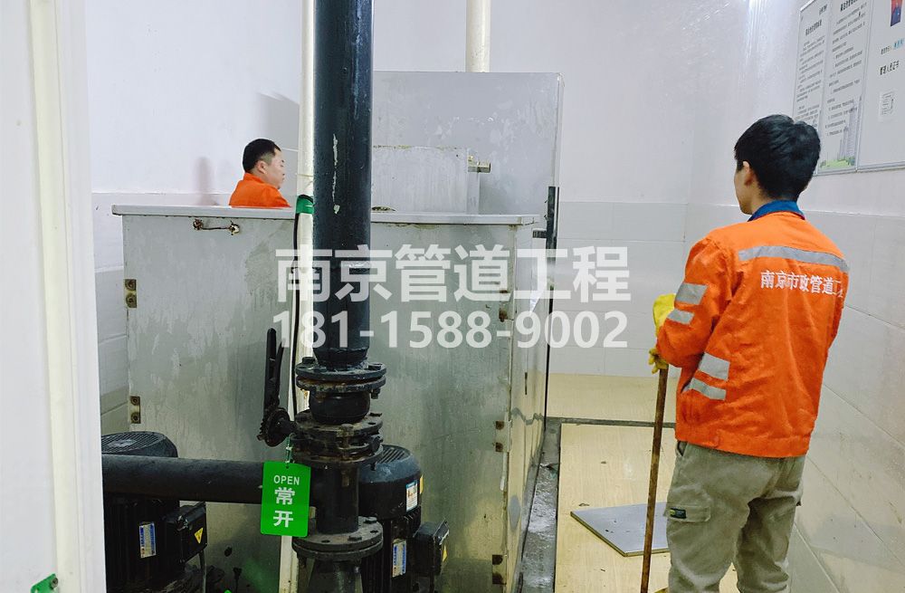 302尧化门隔油设备清洗